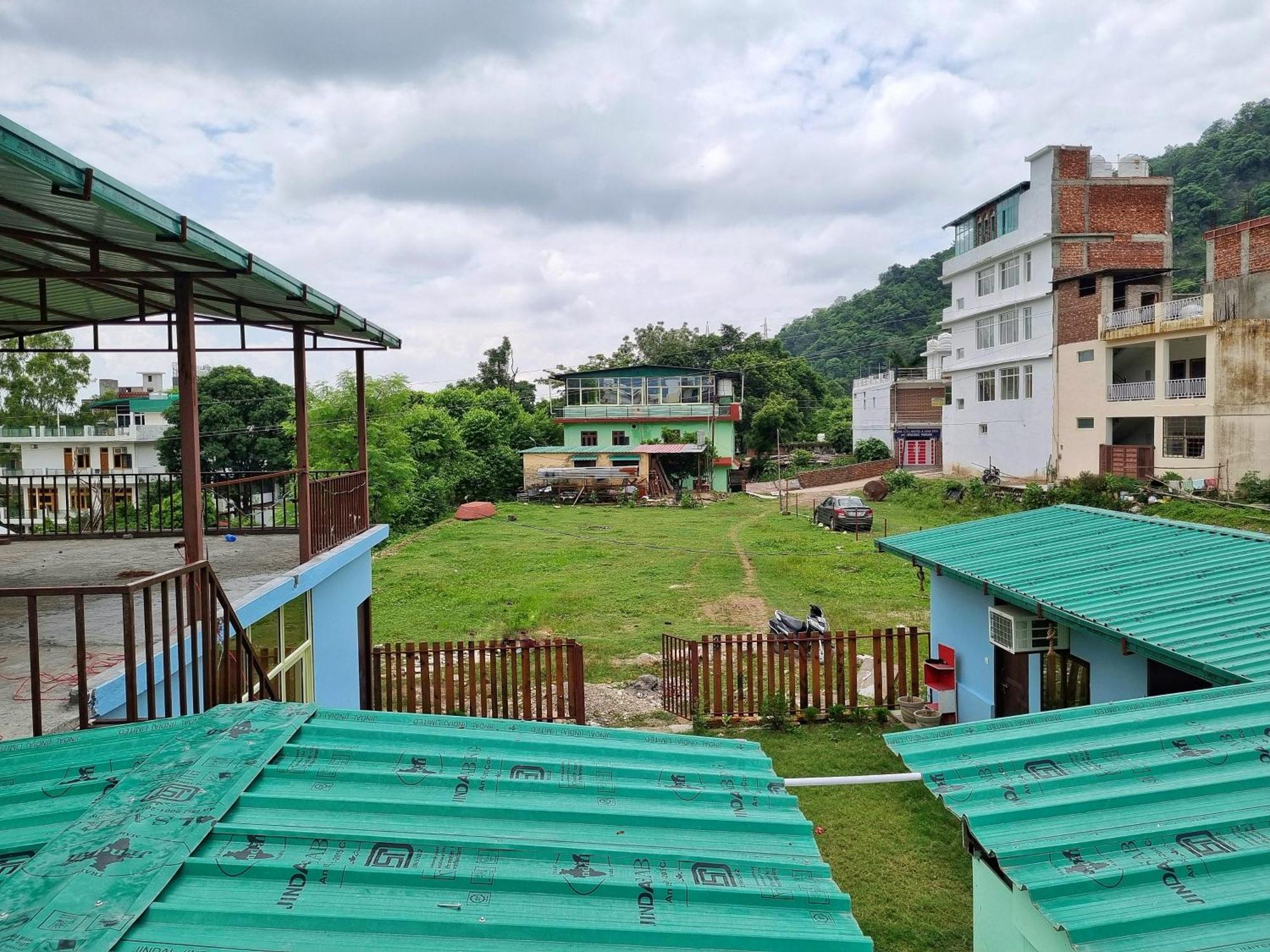 Landlopers Hostel Rišikéš Exteriér fotografie